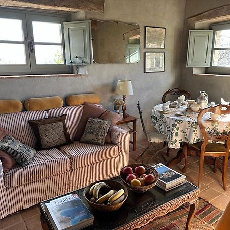 Borgo Cardaneto Bed & Breakfast Montone  Exterior foto