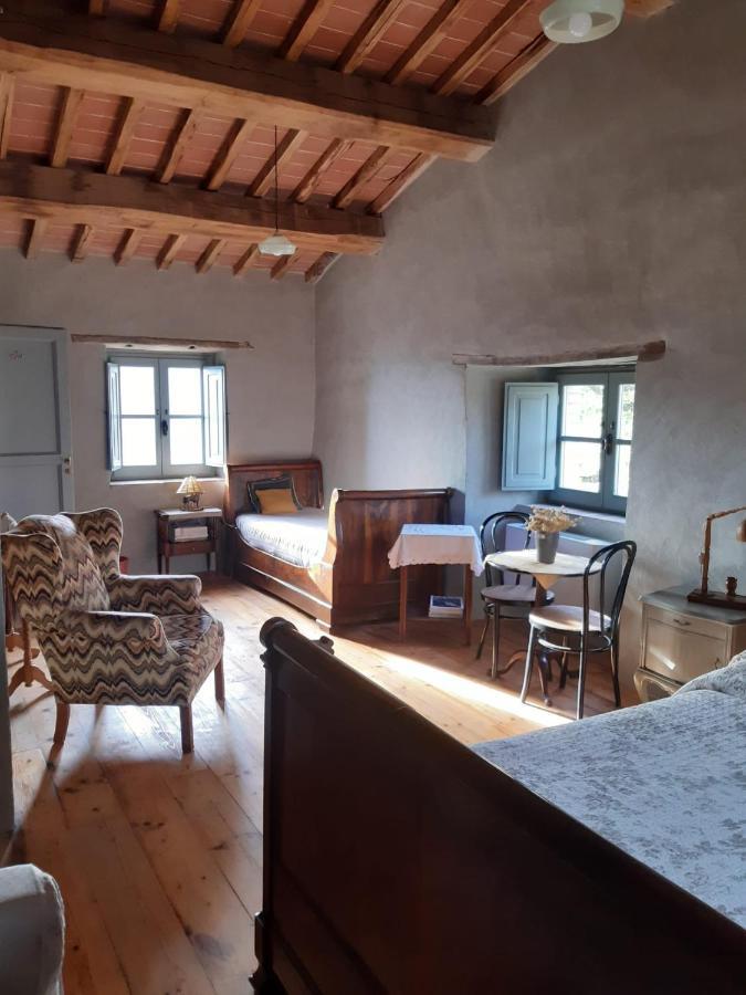 Borgo Cardaneto Bed & Breakfast Montone  Exterior foto