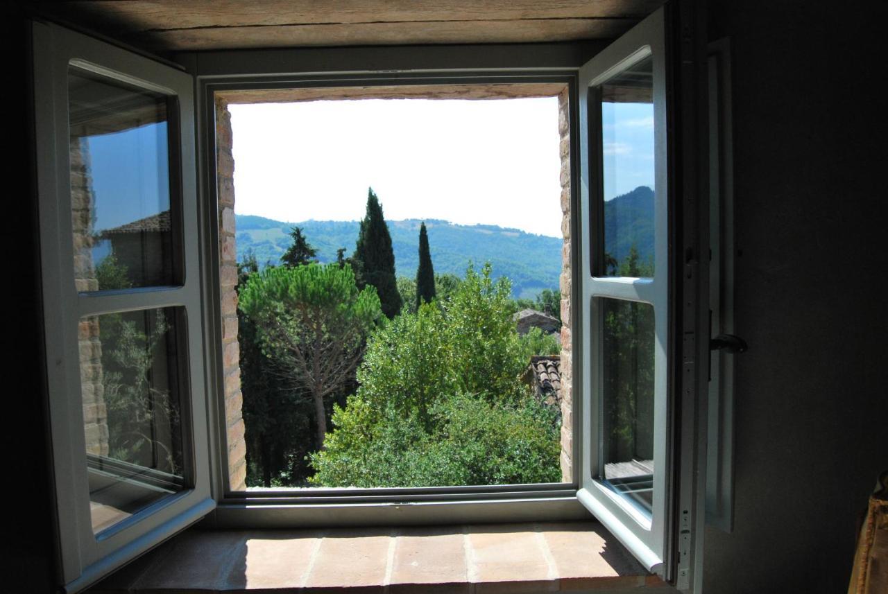 Borgo Cardaneto Bed & Breakfast Montone  Exterior foto