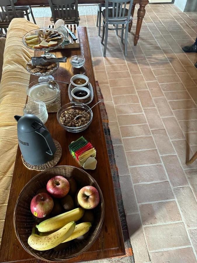 Borgo Cardaneto Bed & Breakfast Montone  Exterior foto