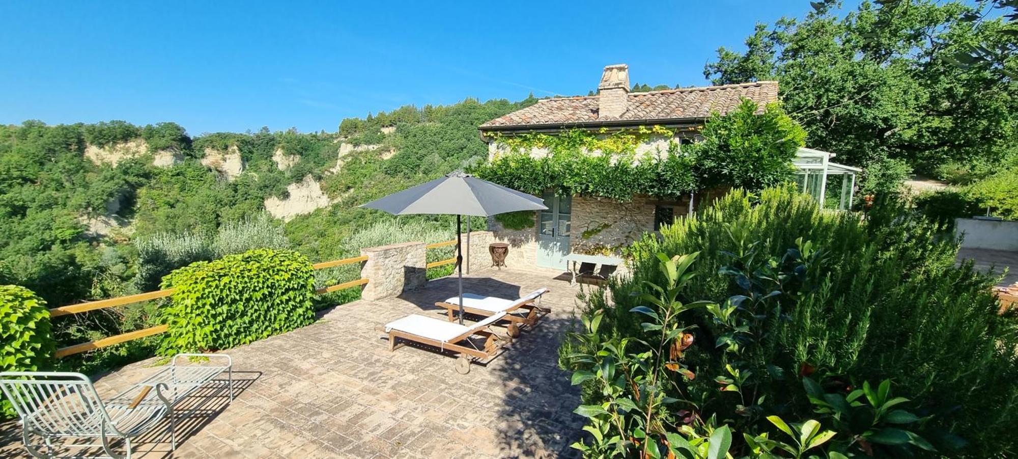 Borgo Cardaneto Bed & Breakfast Montone  Exterior foto